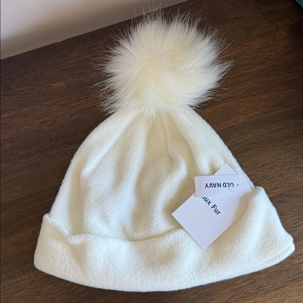Old Navy Cream Beanie with Faux Fur Pom - Picture 1 of 3
